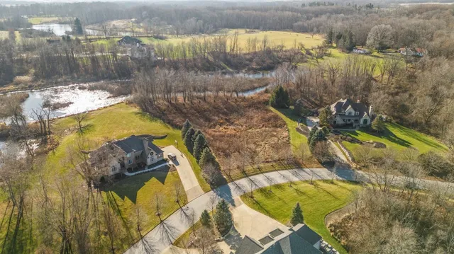 $129,000 | 390 St Andre Drive, Valparaiso, IN 46383