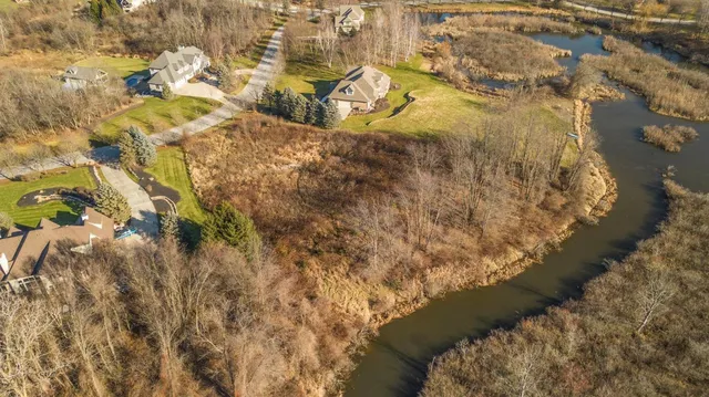 $129,000 | 390 St Andre Drive, Valparaiso, IN 46383