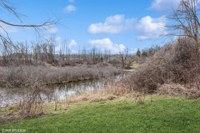 $129,000 | 390 St Andre Drive, Valparaiso, IN 46383