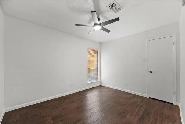 $275,000 | 15362 Meadow Village Drive, Houston, TX 77095