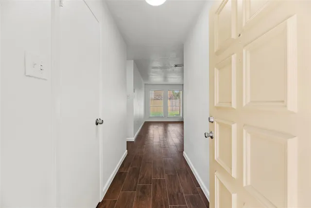 $275,000 | 15362 Meadow Village Drive, Houston, TX 77095