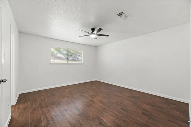 $275,000 | 15362 Meadow Village Drive, Houston, TX 77095