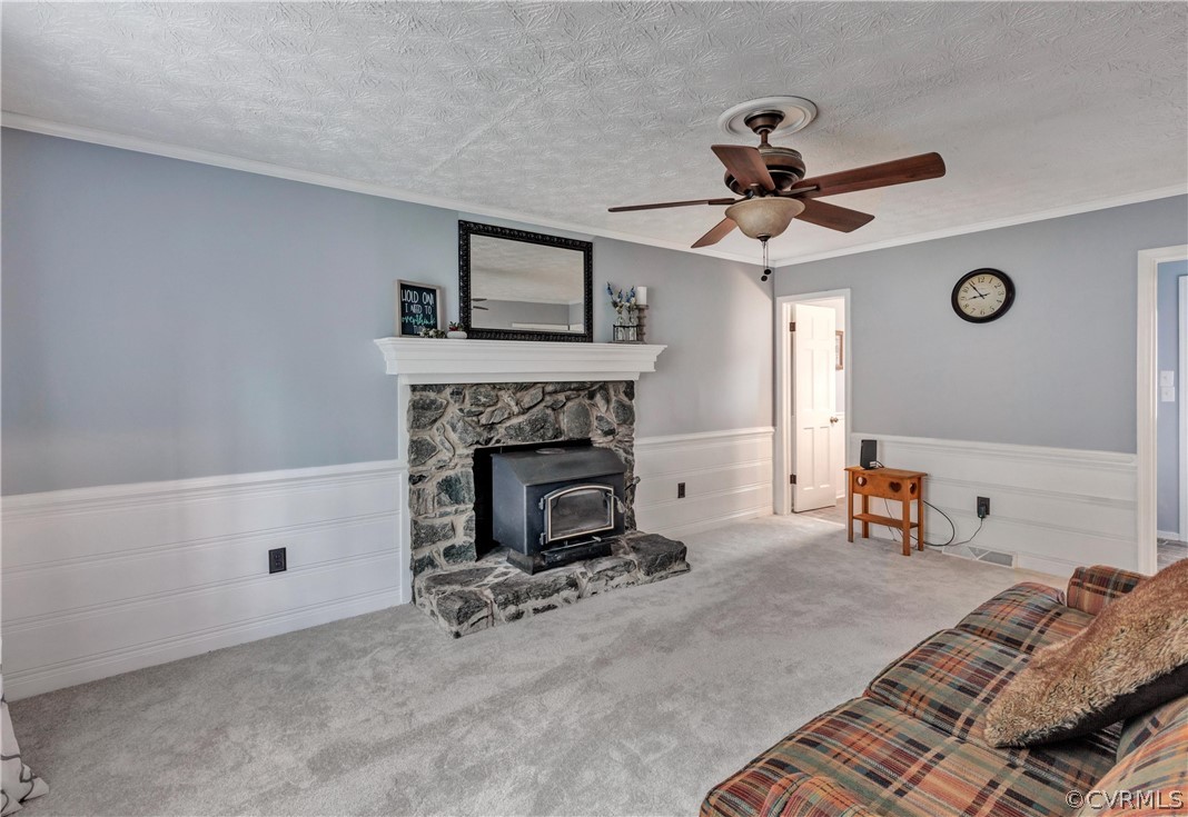 4801 Wilconna Road Chesterfield, VA 23832 - Photo 11 of 25 a living room with furniture and a fireplace