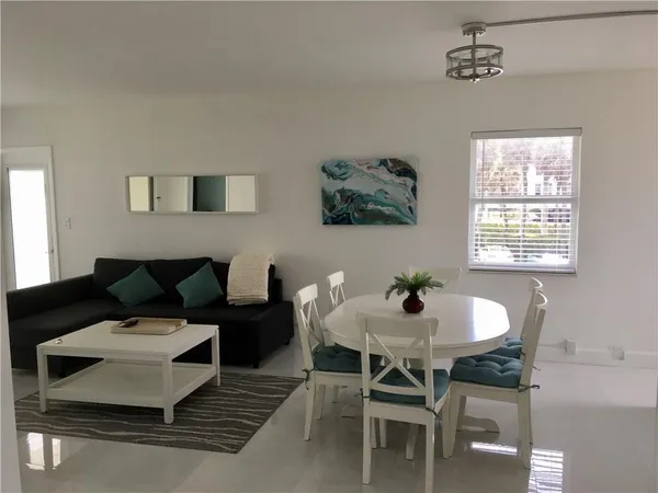 $4,000 | 500 Southeast 21st Avenue, Unit VILLA 10, Deerfield Beach, FL 33441