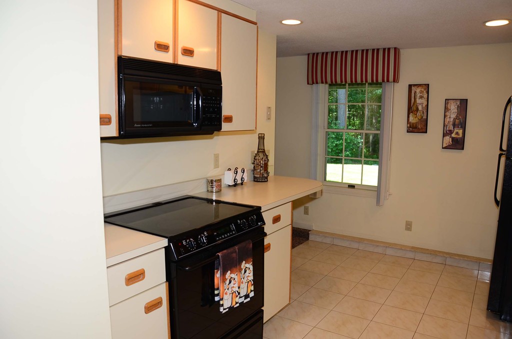 78 Fuller Pond Road, Unit 78 Middleton, MA 01949 - Photo 26 of 29 Gallery Image 26