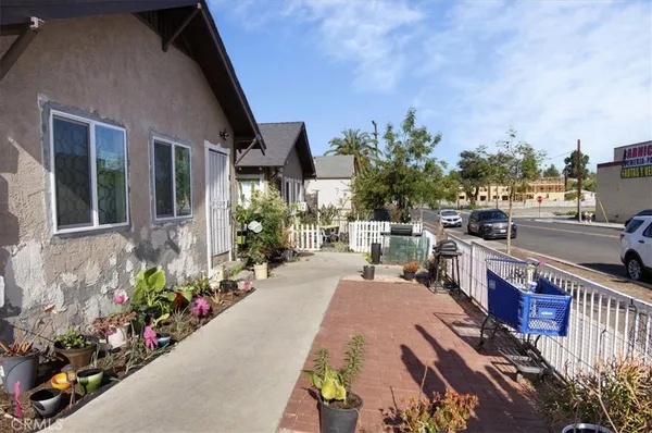 $2,050,000 | 120 West Heald Avenue, Lake Elsinore, CA 92530