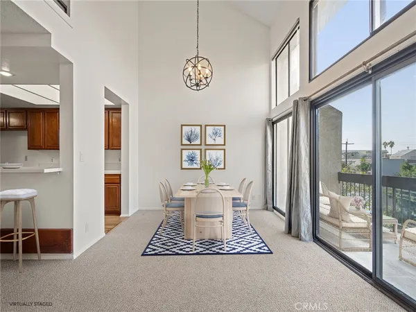 $899,000 | 8180 Manitoba Street, Unit 302, Playa del Rey, CA 90293