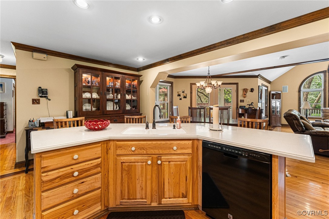 16287 Derby Ridge Road Montpelier, VA 23192 - Photo 33 of 50 Kitchen featuring ornamental molding, a chandelier