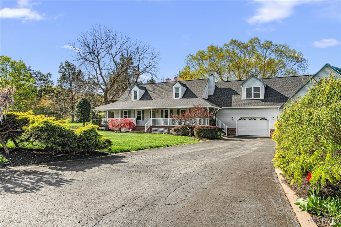 16287 Derby Ridge Road Montpelier, VA 23192 - Photo 10 of 50 Cape cod-style house with aphalt driveway, covered