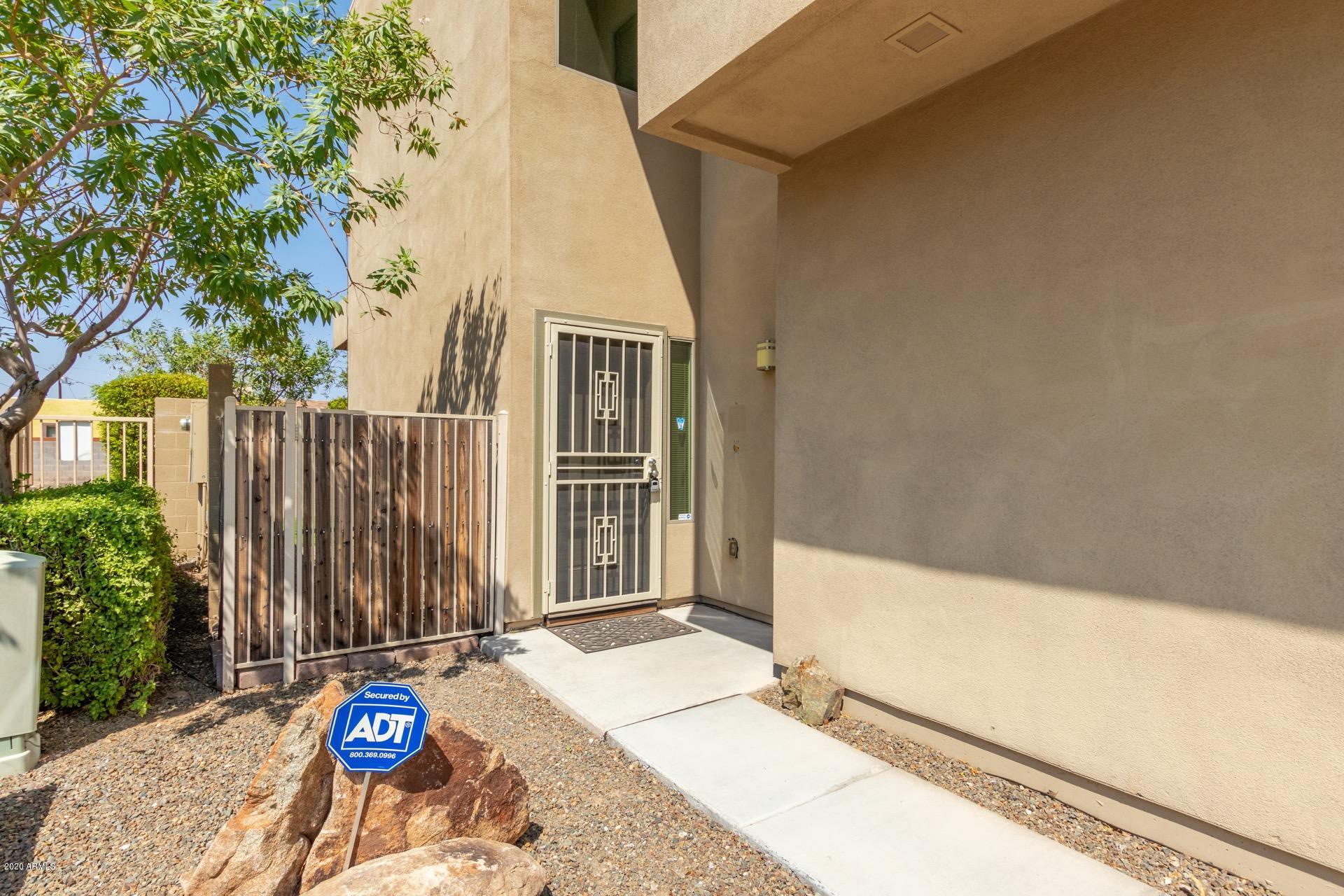 3113 East Danbury Road, Unit 17 Phoenix, AZ 85032 - Photo 4 of 25 Danbury 4