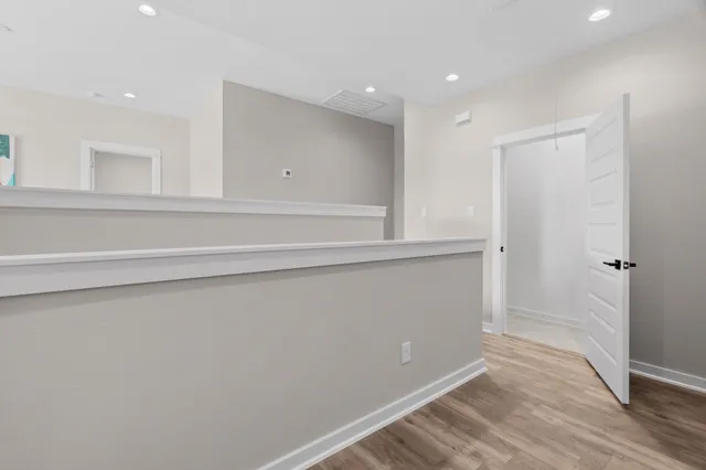 $349,900 | 5915 Wheatley Holw Lane, Houston, TX 77091