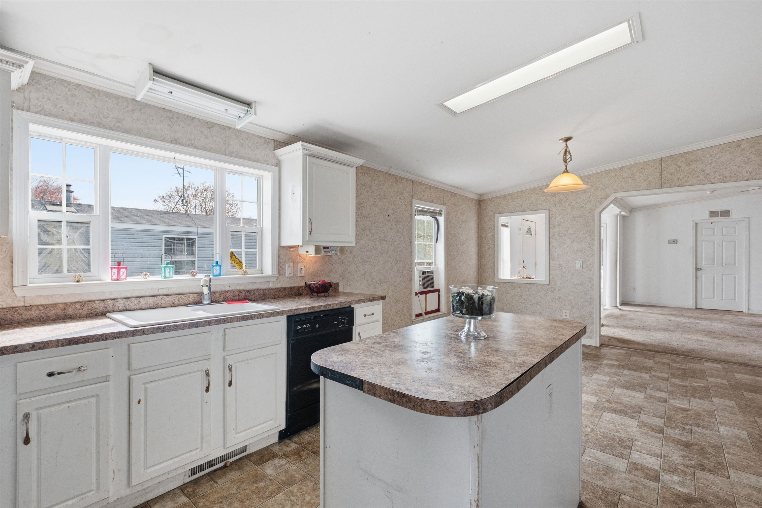 26 Hazel Drive Concord, NH 03301 - Photo 14 of 38