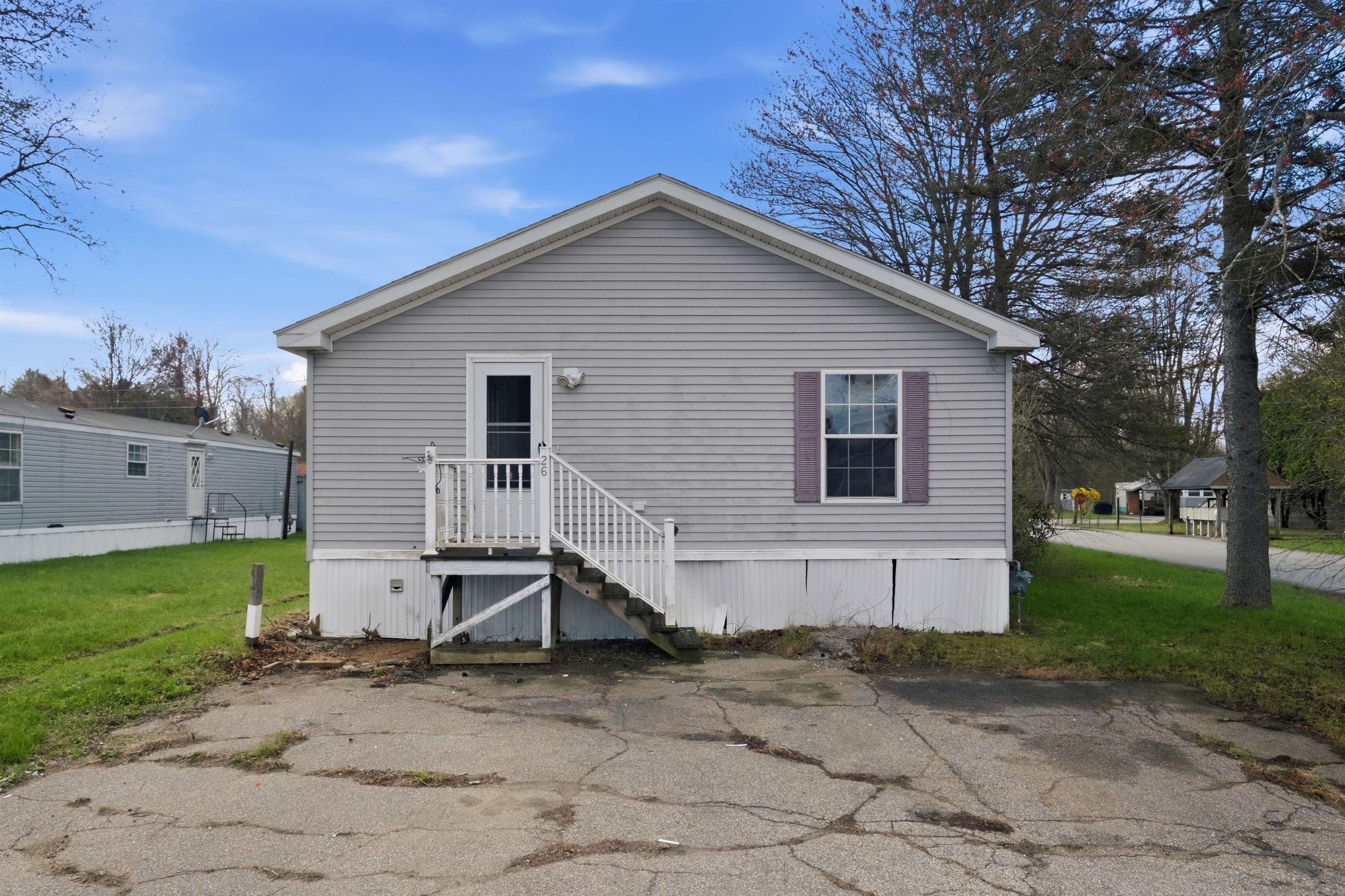 26 Hazel Drive Concord, NH 03301 - Photo 2 of 38