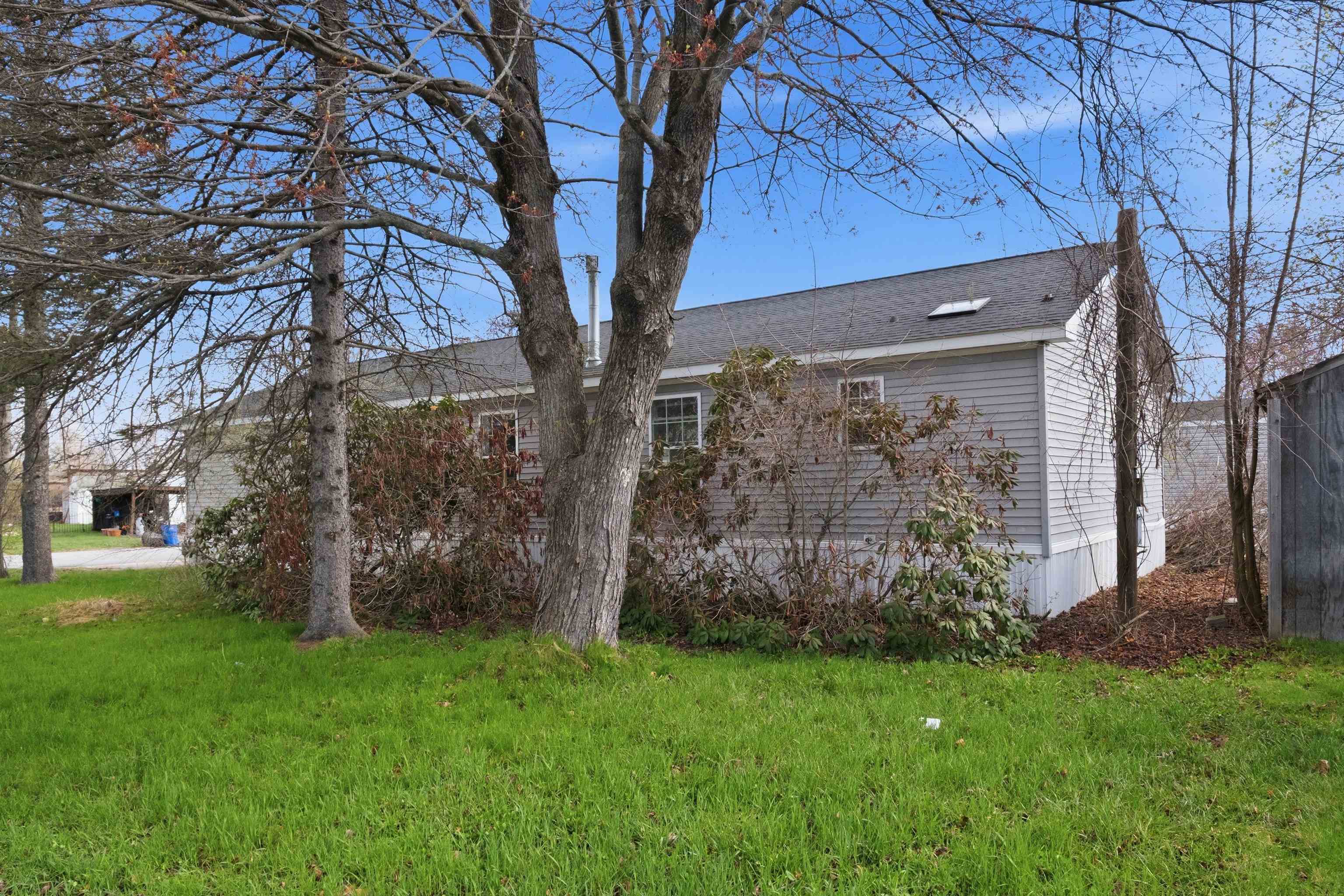 26 Hazel Drive Concord, NH 03301 - Photo 4 of 38