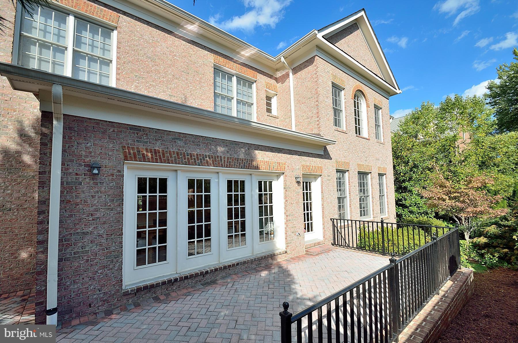 7235 Addington Drive McLean, VA 22101 - Photo 4 of 4 Exterior (Rear)