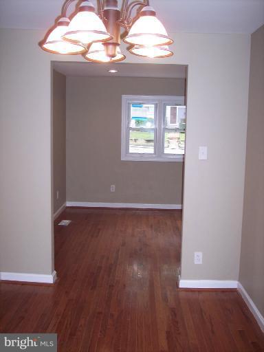 7721 Emerson Road Hyattsville, MD 20784 - Photo 14 of 24 Living Room