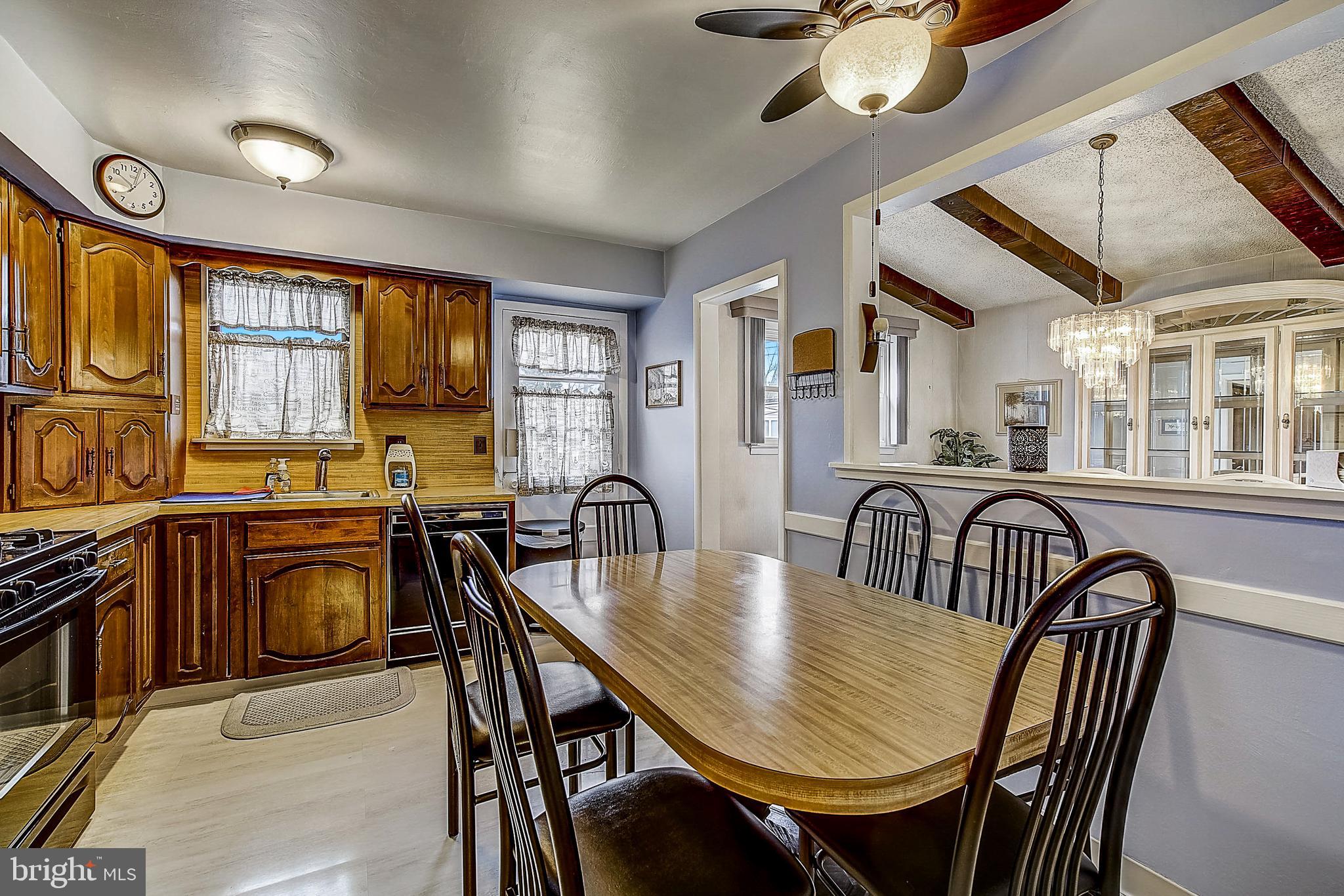 9121 Dale Road Philadelphia, PA 19115 - Photo 13 of 51 Gallery Image 13