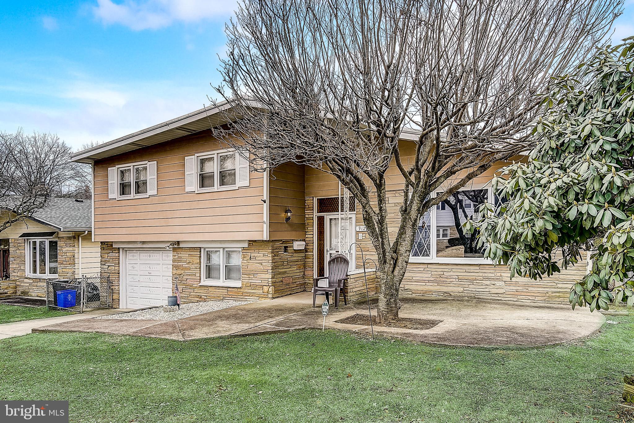 9121 Dale Road Philadelphia, PA 19115 - Photo 4 of 51 Gallery Image 4