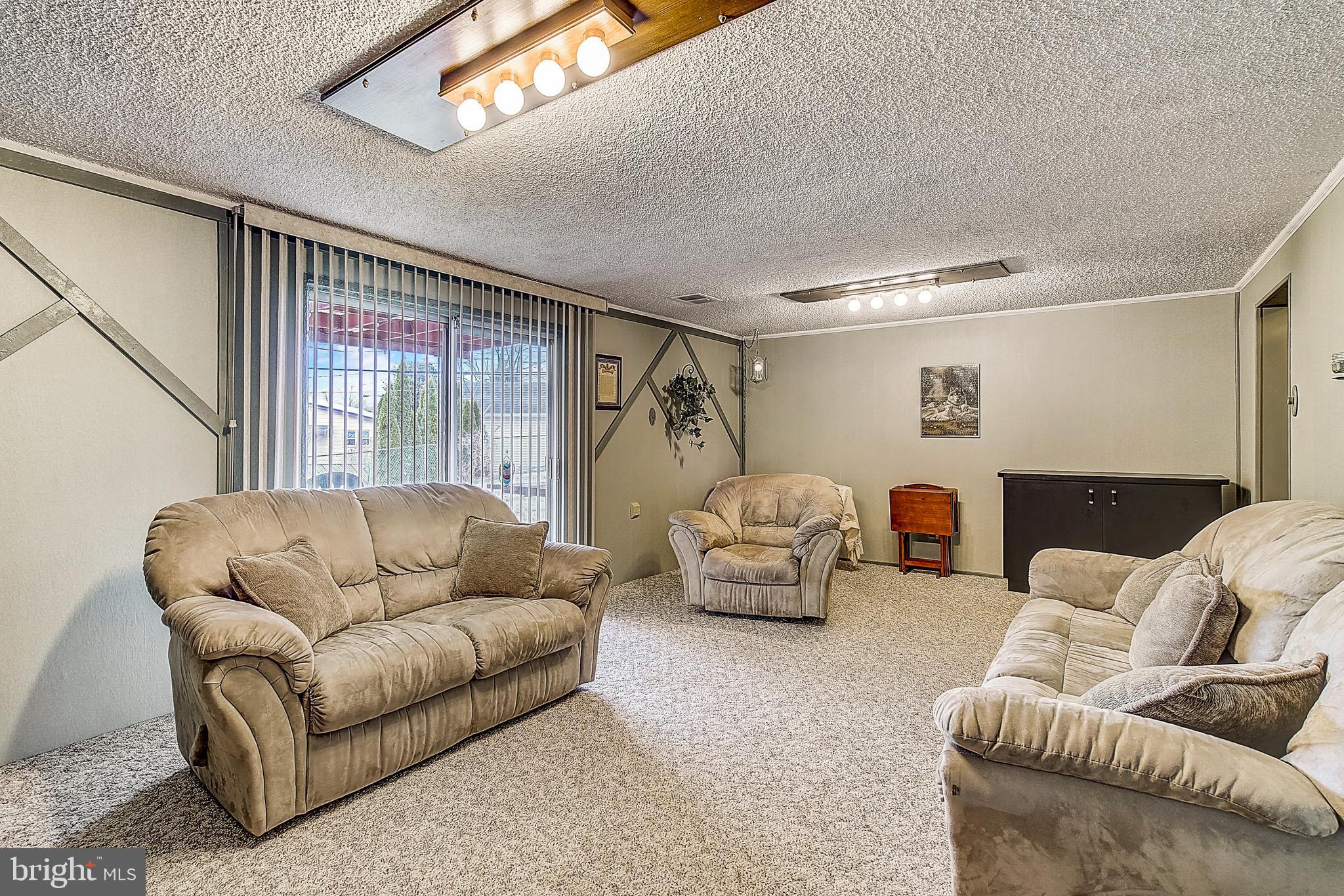 9121 Dale Road Philadelphia, PA 19115 - Photo 36 of 51 Gallery Image 36