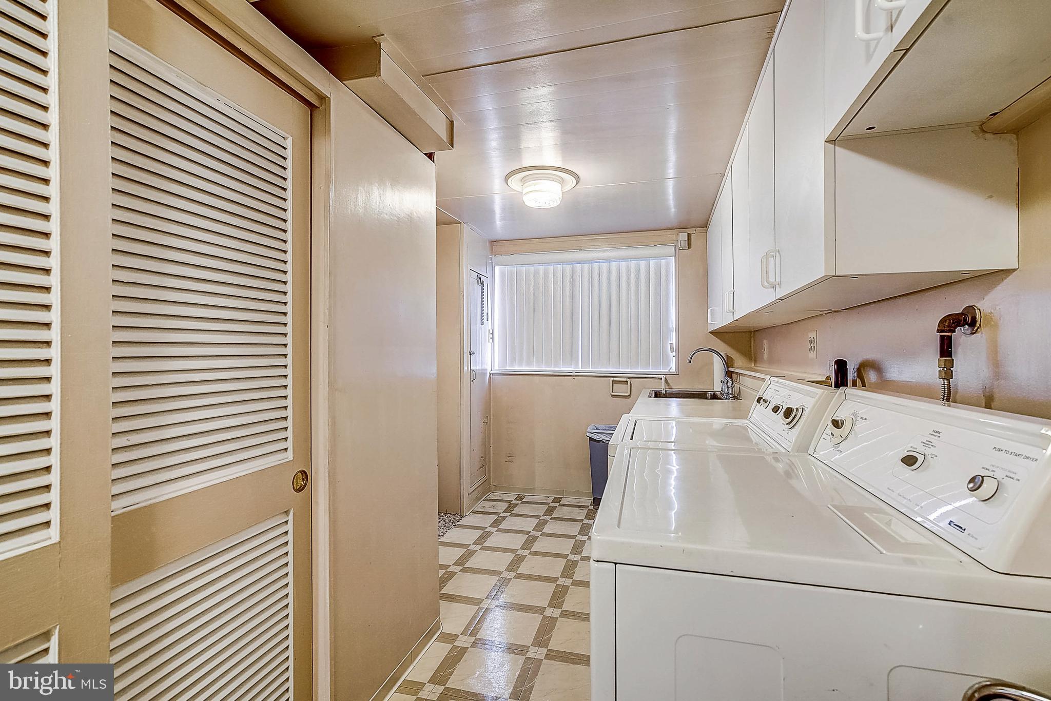 9121 Dale Road Philadelphia, PA 19115 - Photo 39 of 51 Gallery Image 39