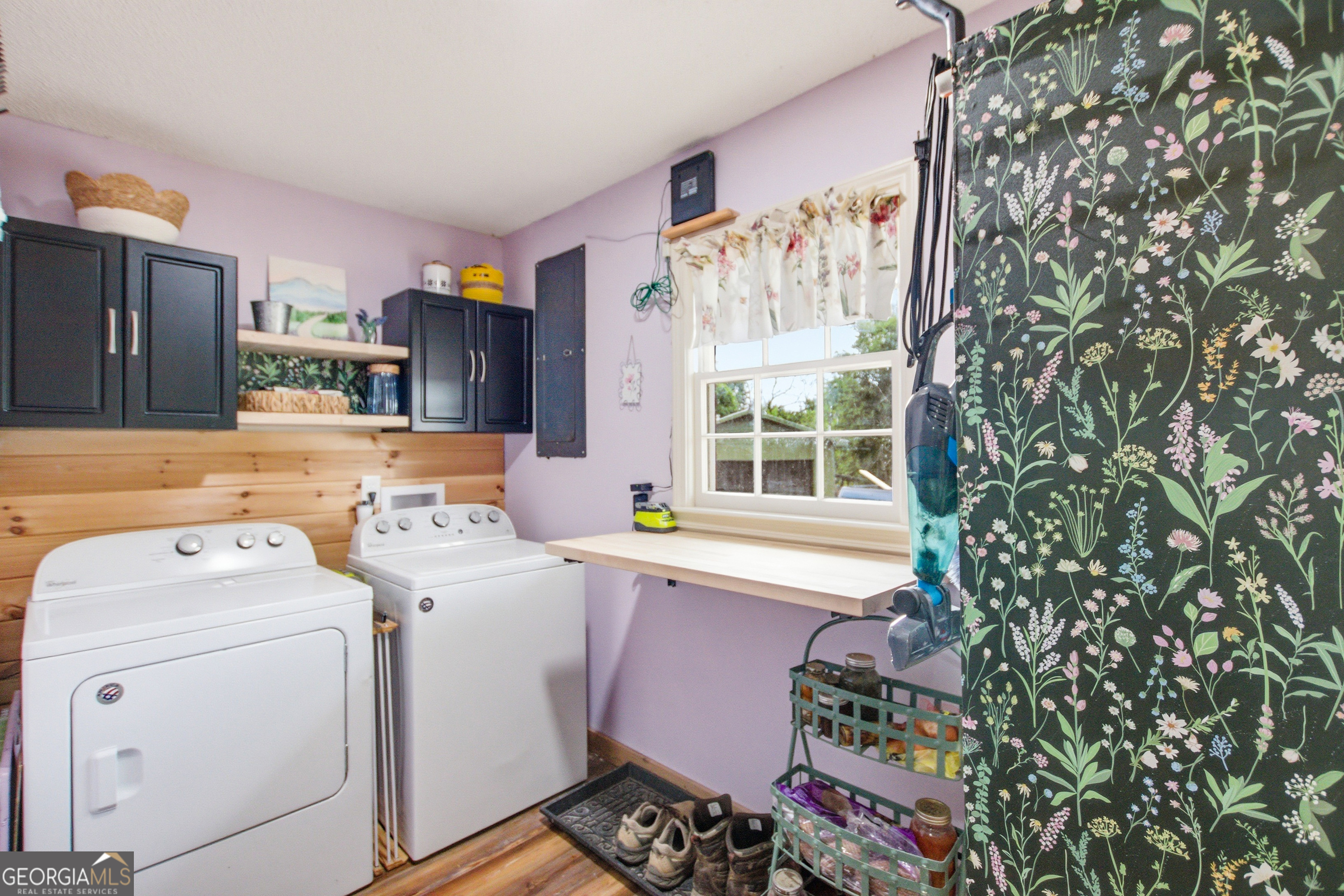 127 Akins Bridge Road Eastanollee, GA 30538 - Photo 22 of 52 a utility room with dryer and washer
