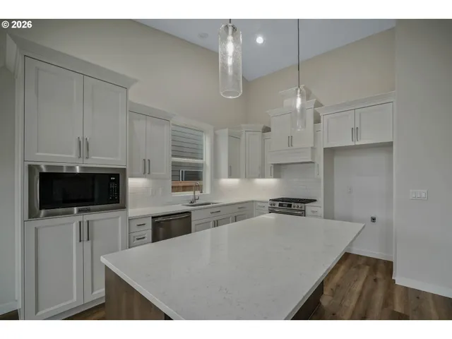 $589,900 | 6699 Naomi Danielle Street Southeast, Salem, OR 97306