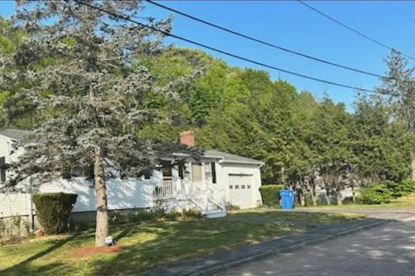 $440,000 | 19 Cochato Park, Randolph, MA 02368