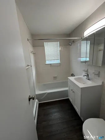$1,600 | 270 High Street, Unit B 2, Torrington, CT 06790