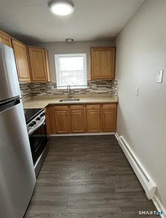 $1,600 | 270 High Street, Unit B 2, Torrington, CT 06790