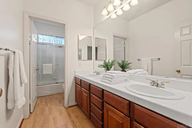 $1,249,998 | 3353 Yerba Buena Drive, Fallbrook, CA 92028