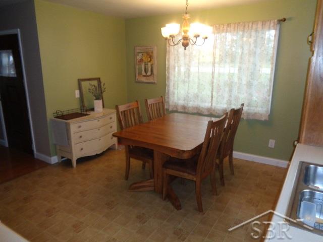2388 South Huron Road Kawkawlin, MI 48631 - Photo 9 of 19 Kitchen