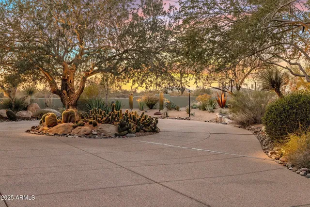 $2,575,000 | 25002 North Quail Haven Drive, Rio Verde, AZ 85263