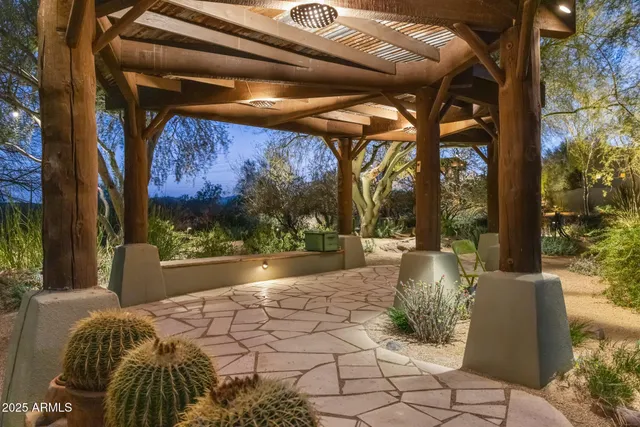 $2,575,000 | 25002 North Quail Haven Drive, Rio Verde, AZ 85263