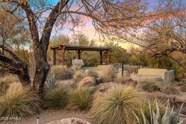 $2,575,000 | 25002 North Quail Haven Drive, Rio Verde, AZ 85263