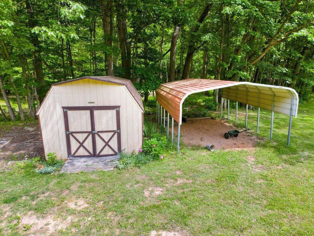 2595 Split Rail Road Shawsville, VA 24162 - Photo 75 of 86 Gallery Image 75
