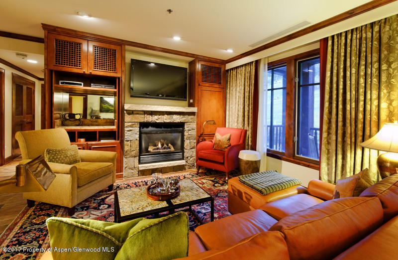 75 Prospector Road, Unit 8302 INTEREST 7 Aspen, CO 81611 - Photo 3 of 19 Ritz_HiRes07 (2)