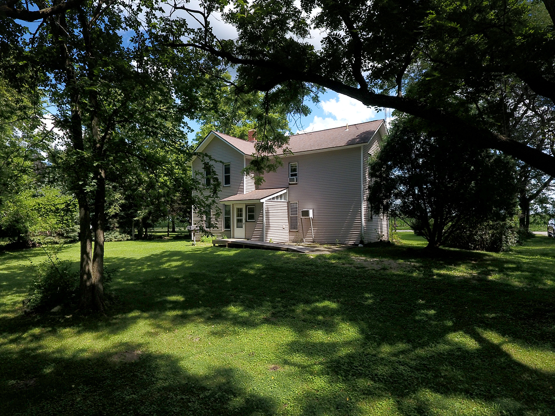 1335 North Gorham Road Morris, IL 60450 - Photo 8 of 36