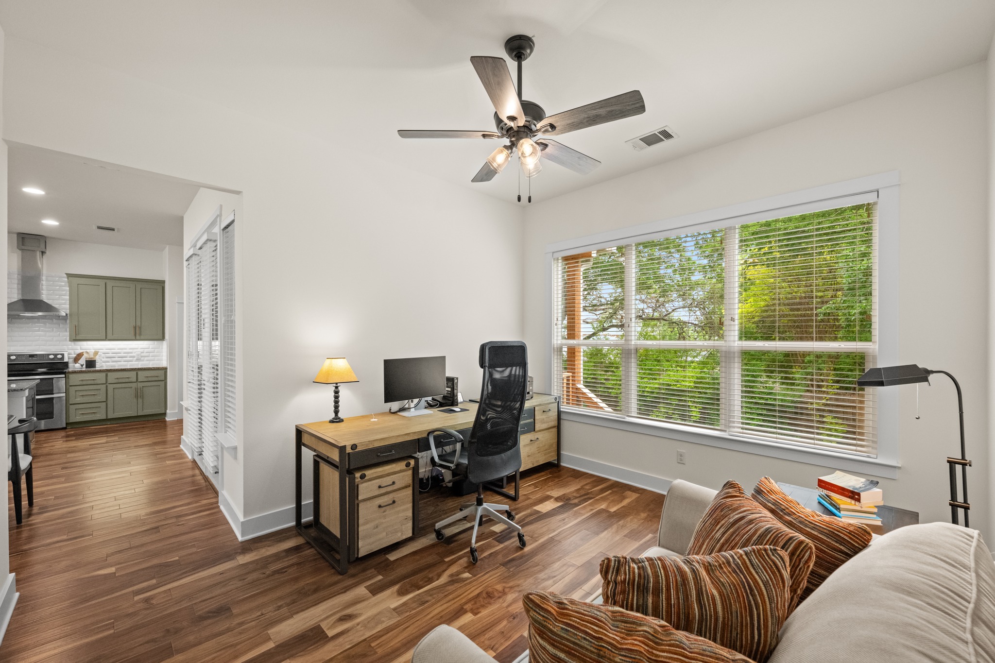 2402 Bahama Road Austin, TX 78733 - Photo 13 of 40