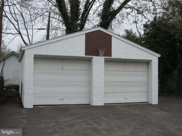 111 Simpson Road Ardmore, PA 19003 - Photo 15 of 15 Garage