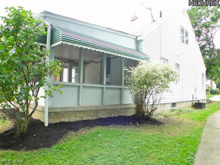 1626 Fairfax Road Akron, OH 44313 - Photo 11 of 25 Gallery Image 11