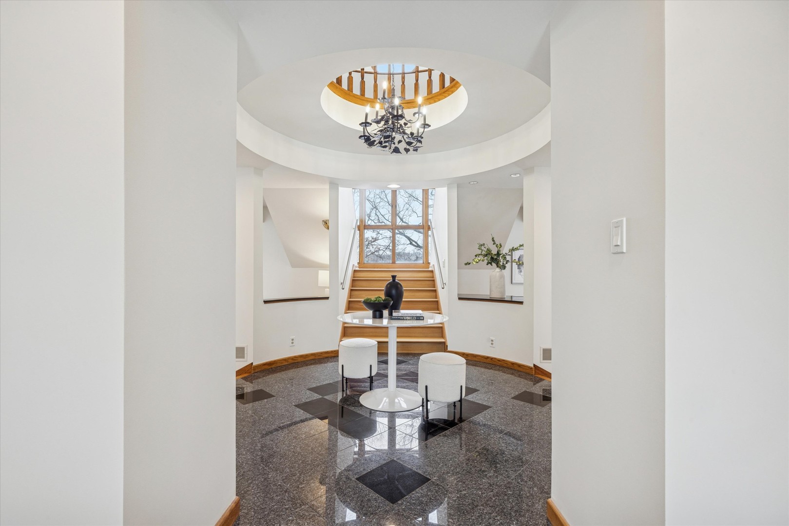 8425 Hickory Court Burr Ridge, IL 60527 - Photo 3 of 53 a living room with a couch