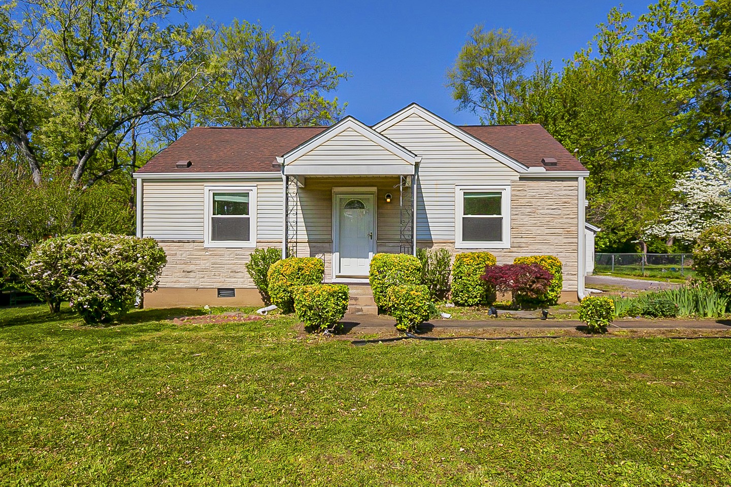 2710 Mashburn Road Nashville, TN 37210 - Photo 1 of 14 Gallery Image 1
