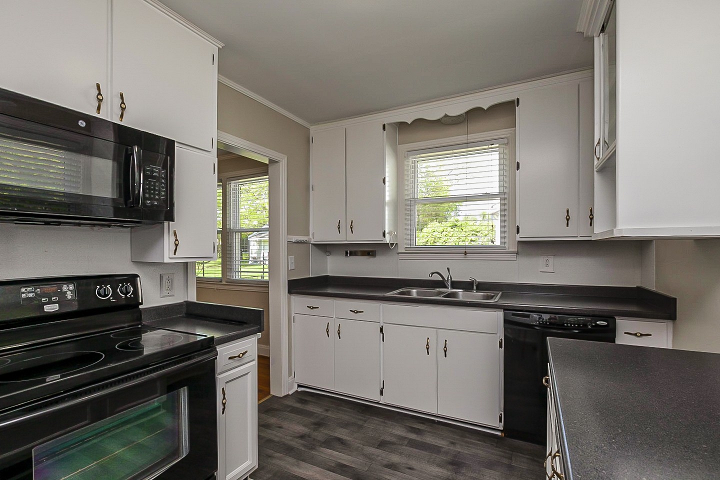 2710 Mashburn Road Nashville, TN 37210 - Photo 4 of 14 Gallery Image 4