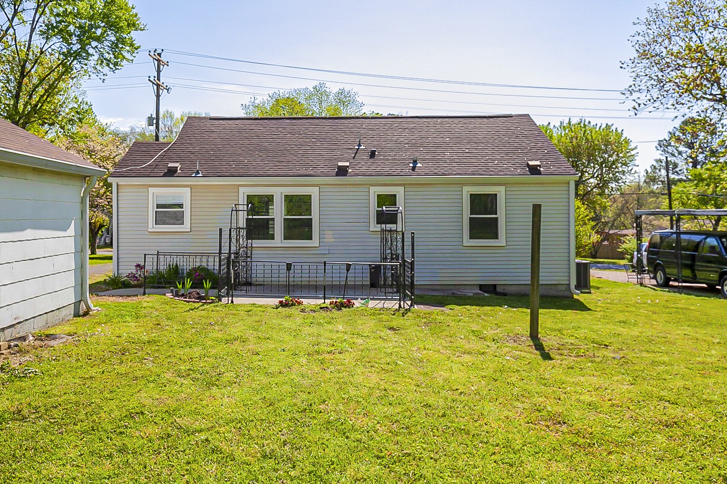 2710 Mashburn Road Nashville, TN 37210 - Photo 7 of 14 Gallery Image 7