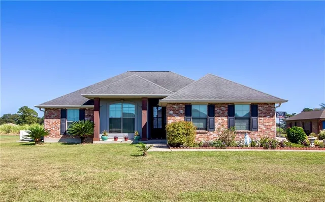 $335,000 | 2354 North Nobile Street, Paulina, LA 70763