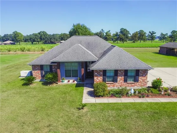 $325,000 | 2354 North Nobile Street, Paulina, LA 70763