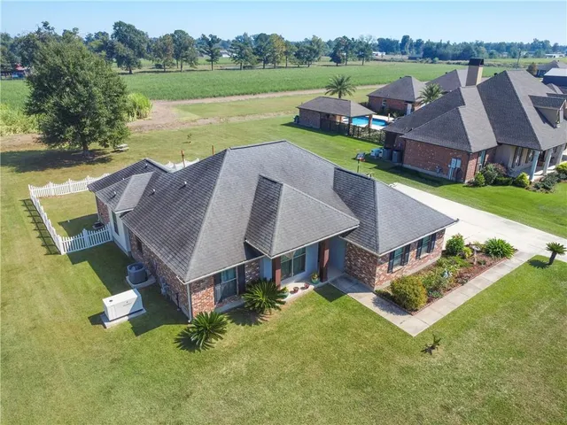$345,000 | 2354 North Nobile Street, Paulina, LA 70763