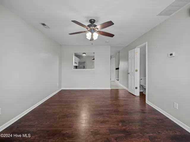 $1,300 | 100 Pinegrove Court, Jacksonville, NC 28546