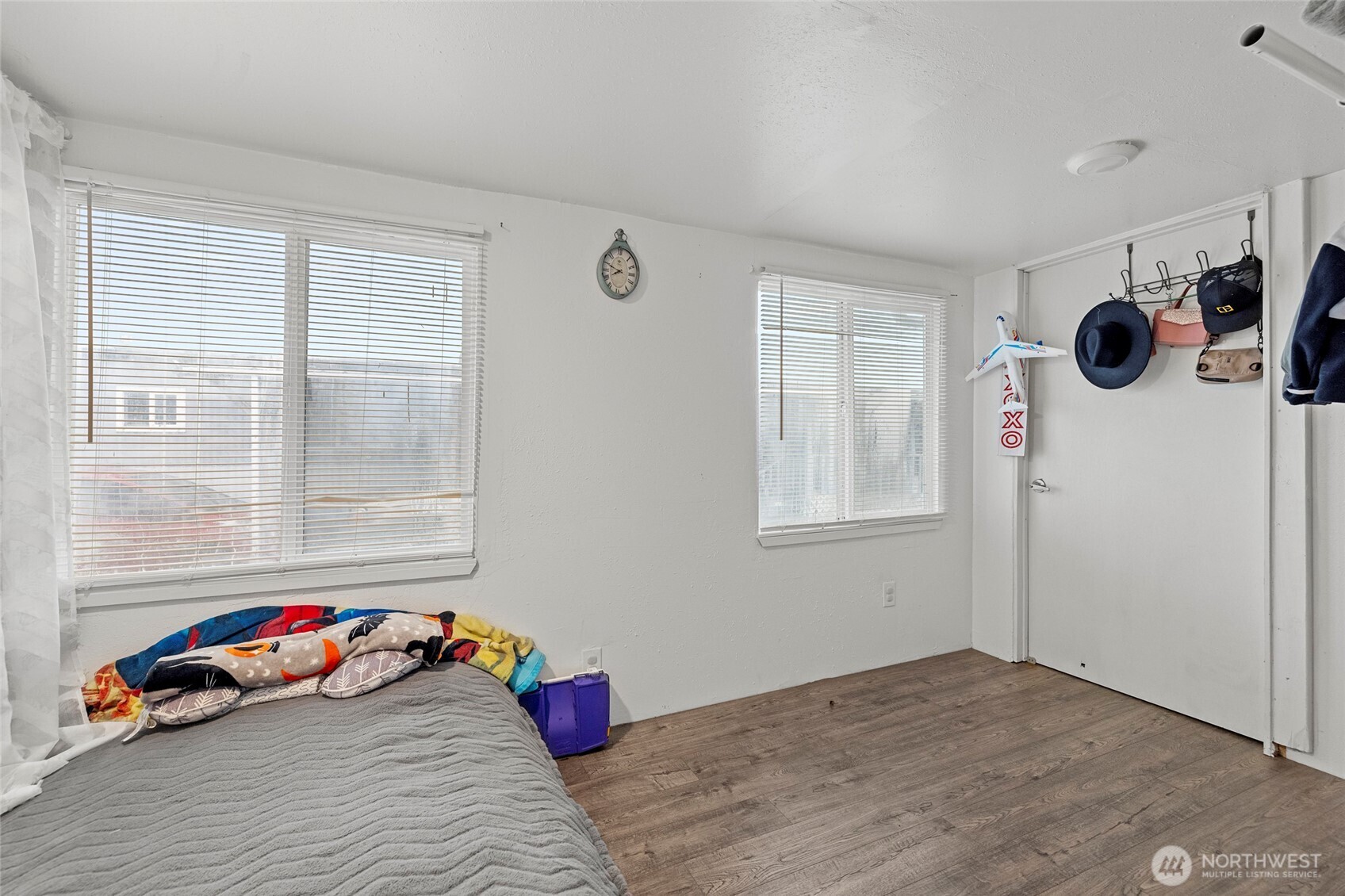 20420 Lafayette Road, Unit 11 Burlington, WA 98233 - Photo 9 of 14 a view of a room with furniture and windows