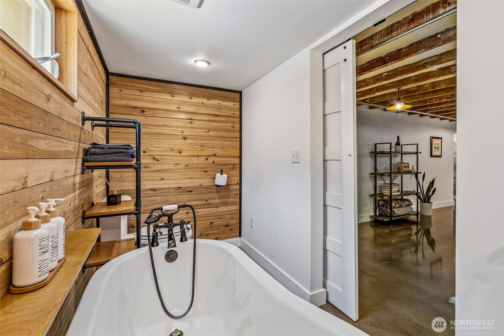 1705 North 82nd Street Seattle, WA 98103 - Photo 23 of 33
